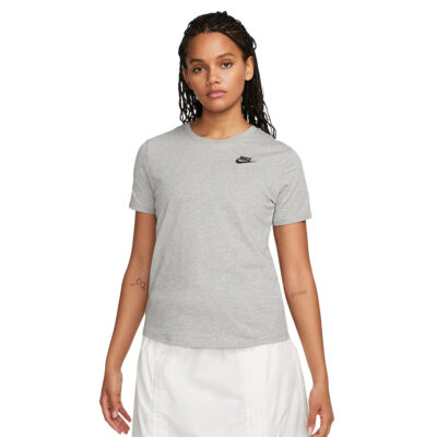 BLUSA NIKE SPORTSWEAR TEE DX7902-063 - Image 1