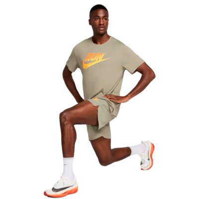 PLAYERA NIKE RUN ENERGY MILER HJ3564-320 - Image 4
