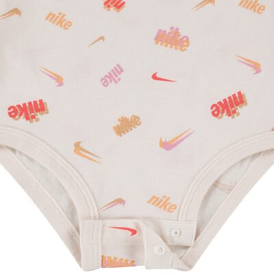 CONJUNTO NIKE BODY FRESH INF 66M221-A9Y - Image 4