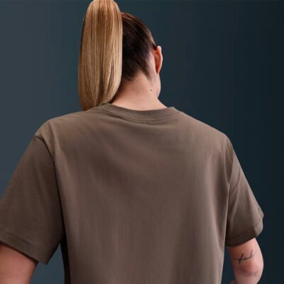 BLUSA NIKE SPORTSWEAR ESSENTIAL BV6175-214 - Image 5
