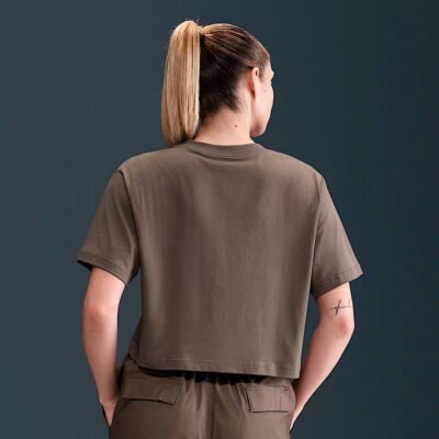 BLUSA NIKE SPORTSWEAR ESSENTIAL BV6175-214 - Image 4