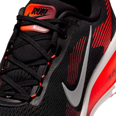 TENIS NIKE VOMERO 18 HM6803-008 - Image 5