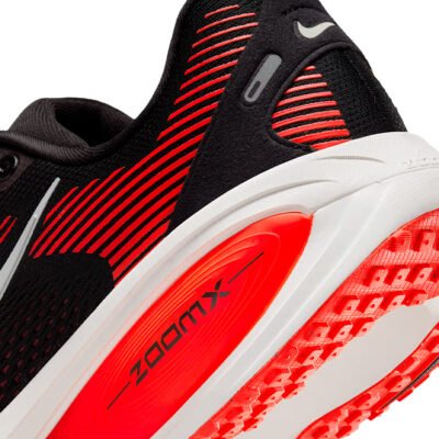 TENIS NIKE VOMERO 18 HM6803-008 - Image 4